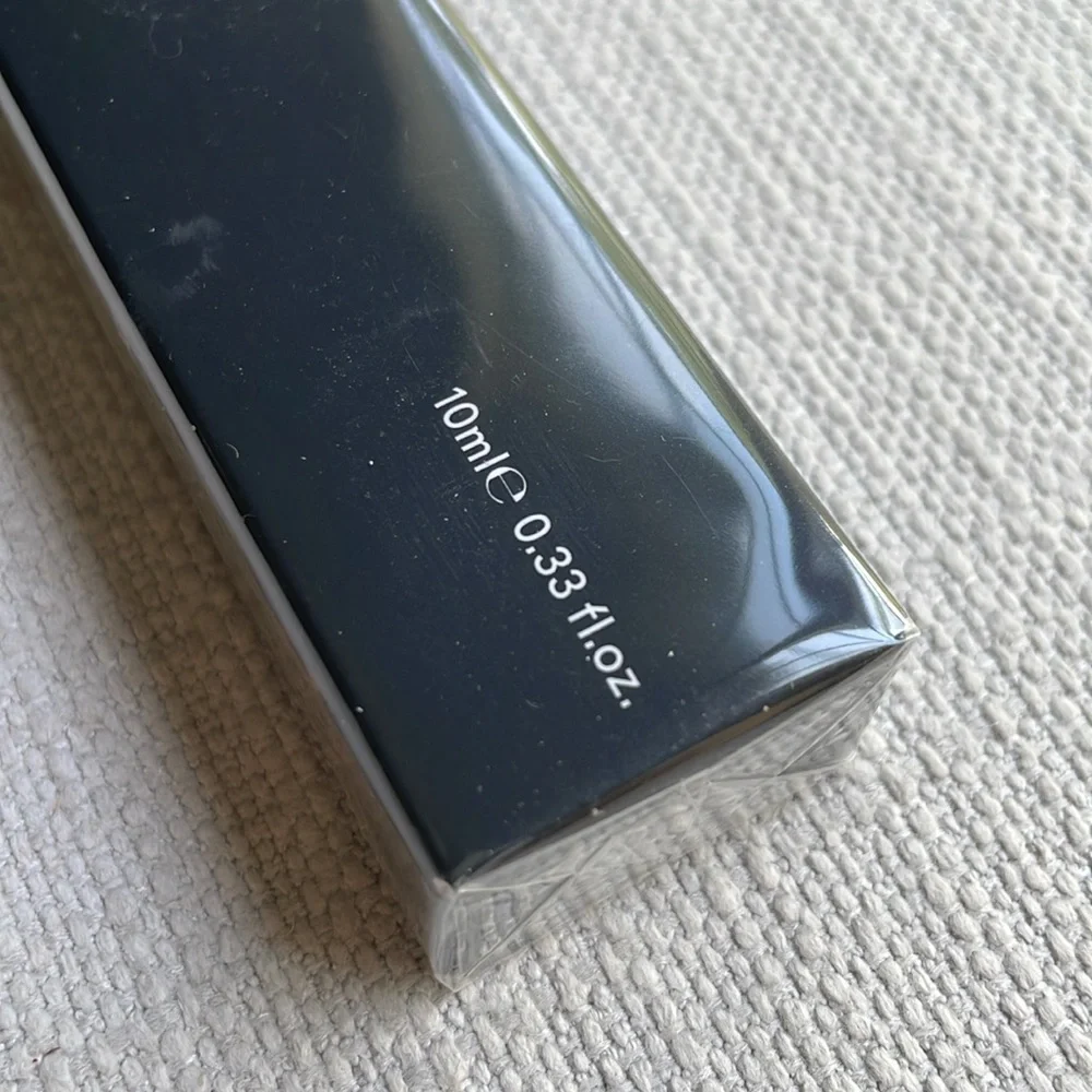 Commodity Book+ Bold travel Fragrance